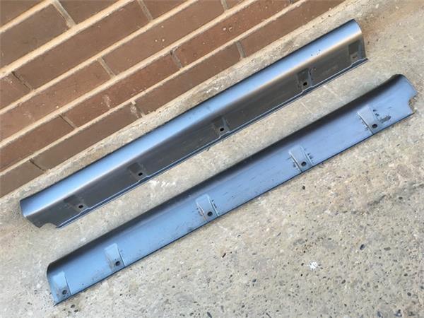 Talonera derecha toyota land cruiser j90 - 7580560020en