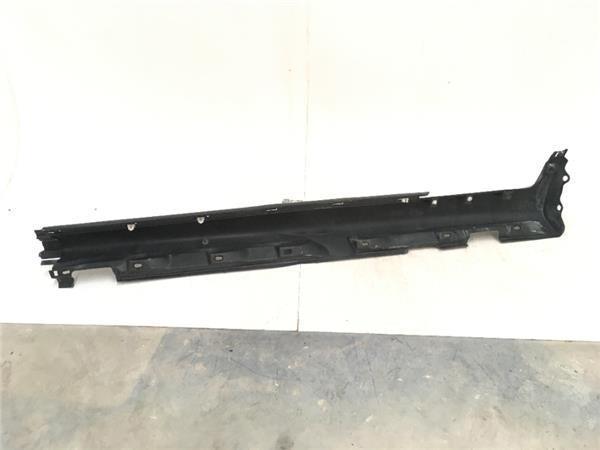 Talonera derecha Volvo C30 - 30779139