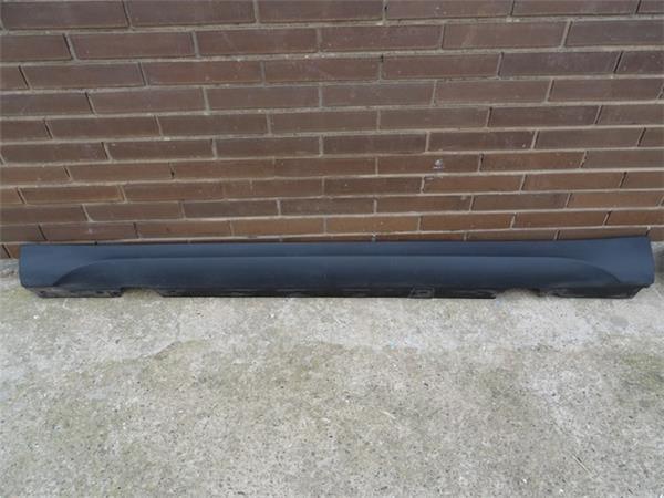 Talonera izquierda bmw x1 e84 - 51122990169