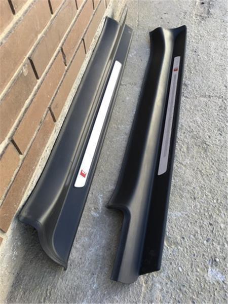 Taloneras bajo puertas audi tt 8j s - 8j0853492