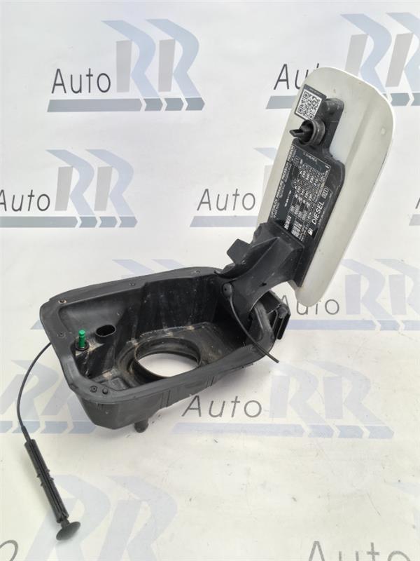 Tapa combustible Mercedes C W204 - a2045842000