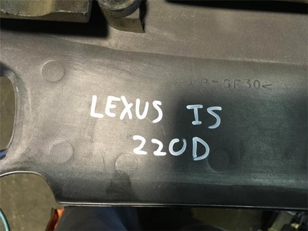 Tapa de motor lexus is 220d ii 2. 2 - 