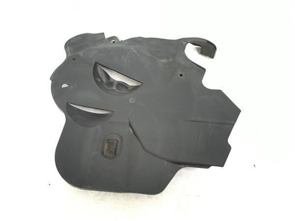 Tapa distribucion Mercedes a6420105667 - a6420105667