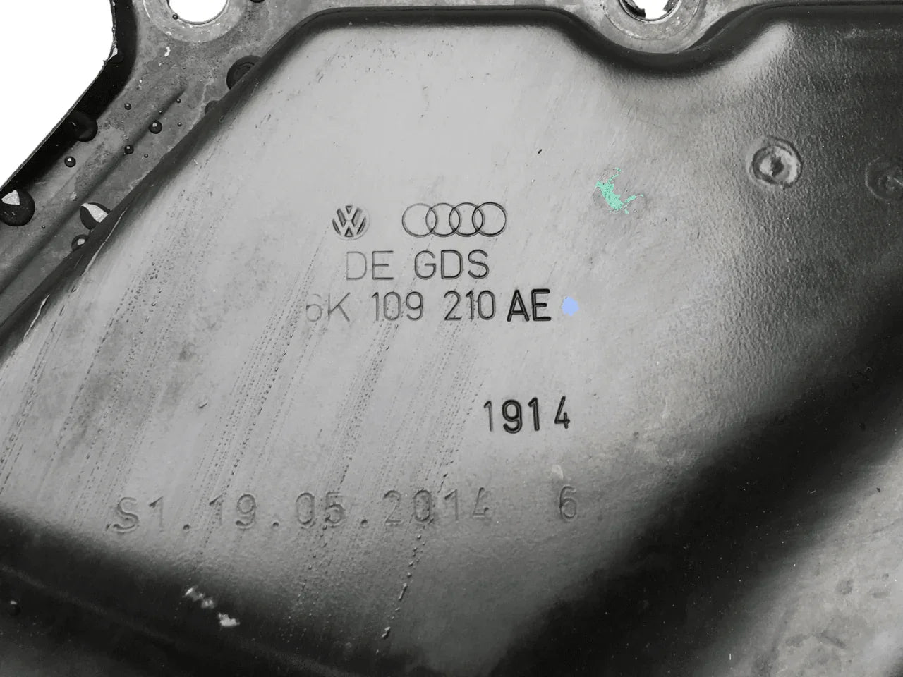 Tapa distribucion VW Audi 6K109210AE