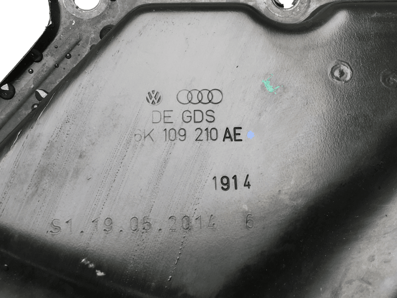 Tapa distribucion VW Audi 6K109210AE - 6K109210AE