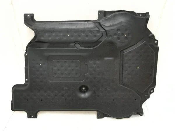 Tapa inferior carroceria Mercedes a20452