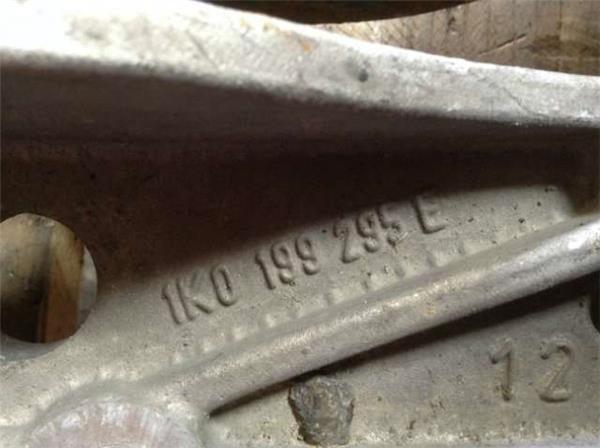 Trapecio izquierdo audi a3 8p golf v - 