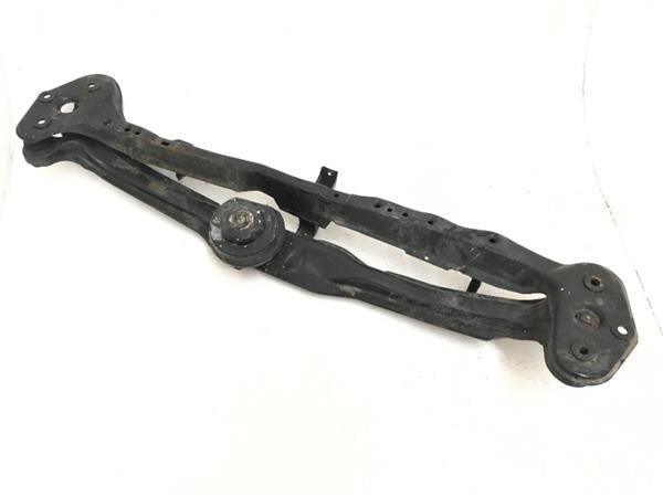 Travesaño delantero Vw Golf II - 191199201b