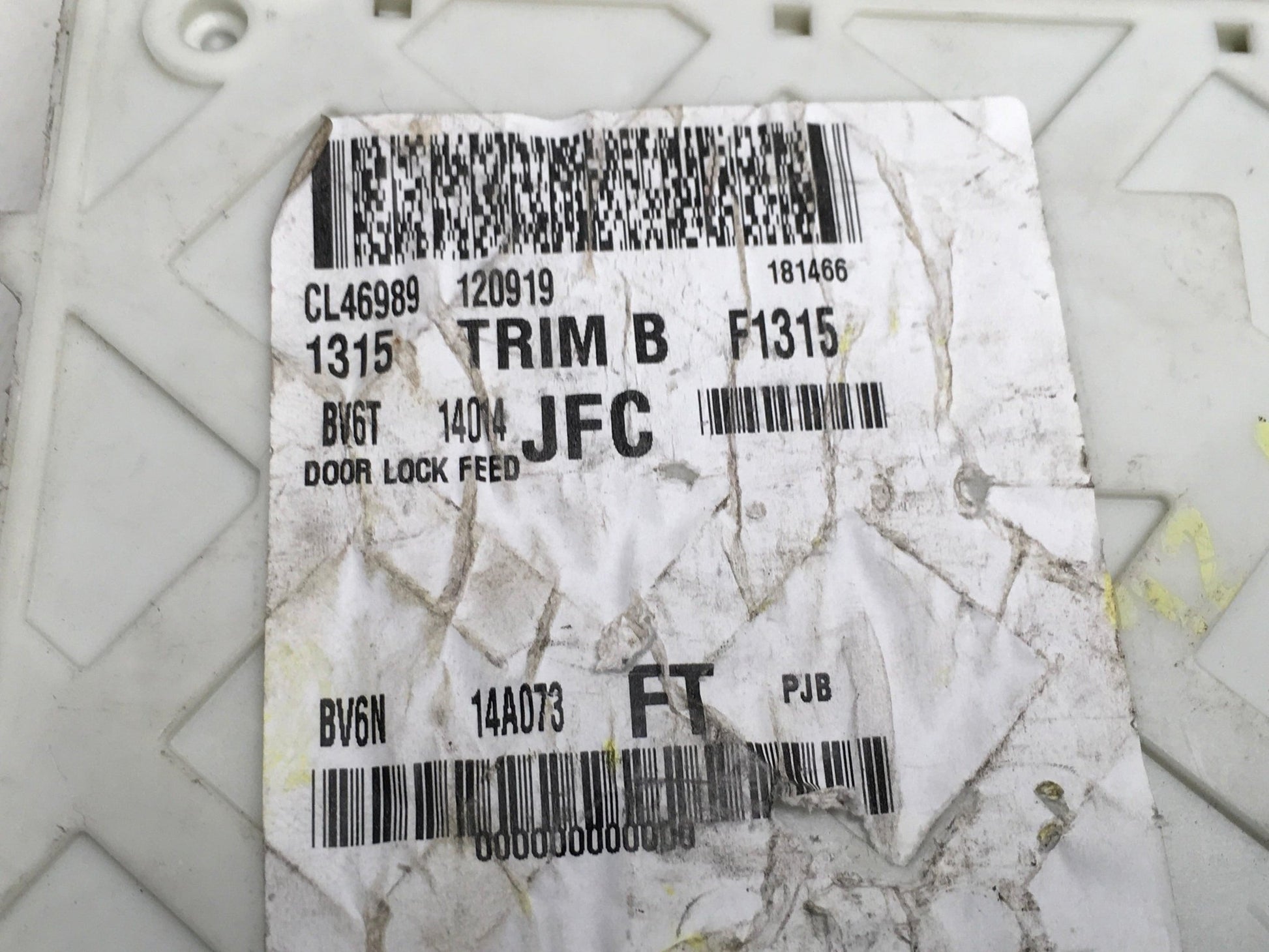 Unidad BCM Ford BV6T14014JFC - BV6T-14014-JFC