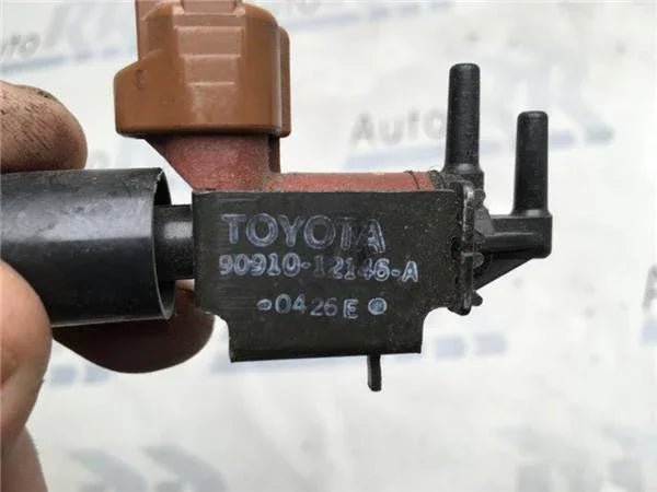 Valvula de vacio Toyota 9091012146a