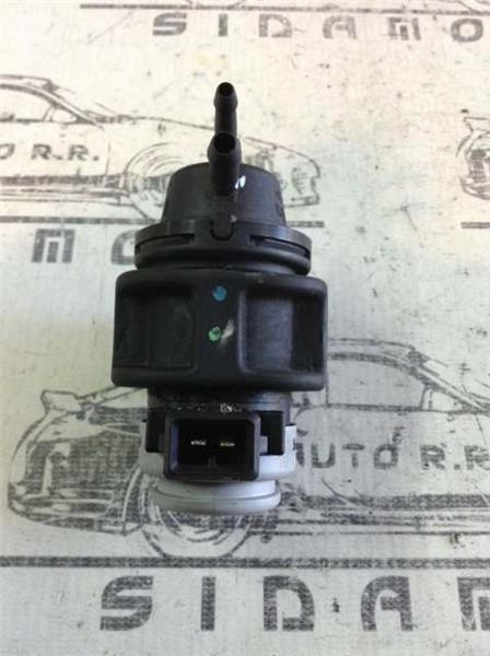 Valvula vacio renault 8200575400 - AutoRR 8200575400