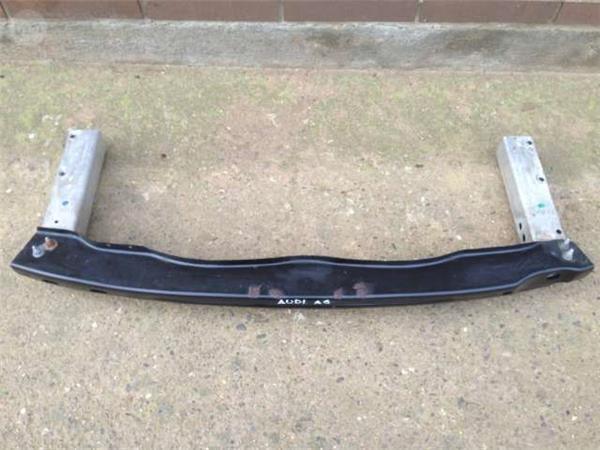 Vigueta trasera audi a5 - 