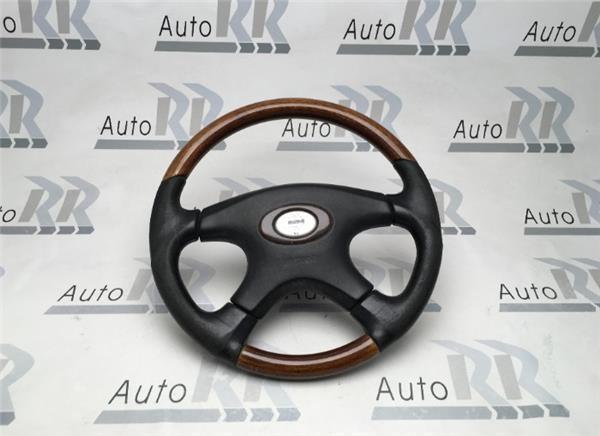 Volante MOMO Mal36 - 