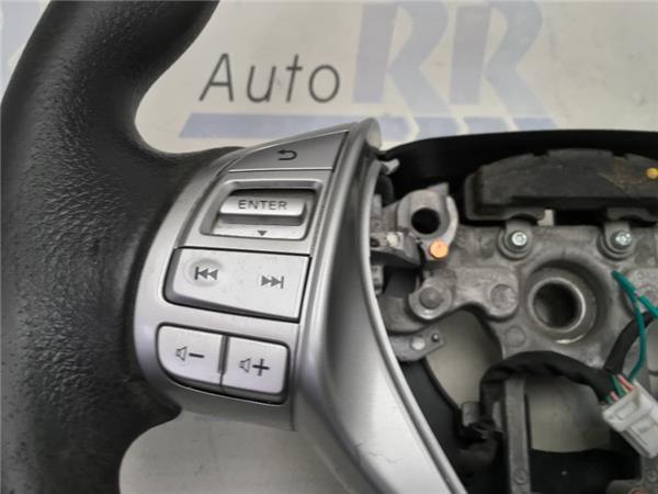 Volante multifuncion Nissan Qashqai J11