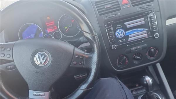 Volkswagen Golf V GTI 2.0